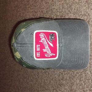 National Parks Collection Cap Yellowstone Est. 1872 Strapback Baseball Hat